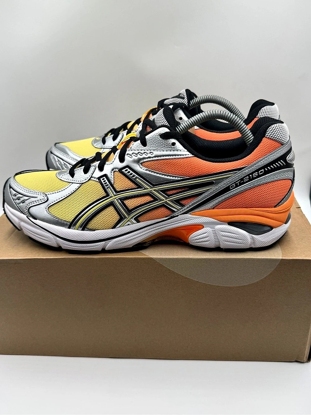 ASICS GT-2160 Athletic Shoes Yellow & Orange US 11 NWT